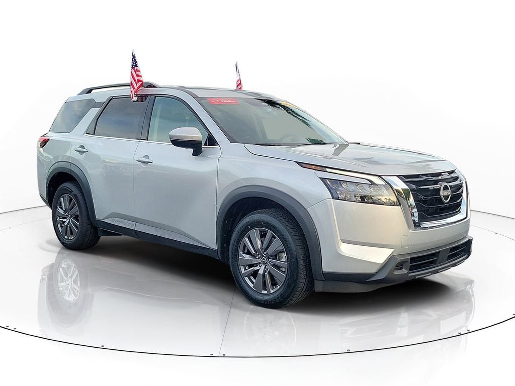 2024 Nissan Pathfinder SV