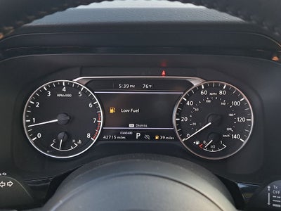 2024 Nissan Pathfinder SV