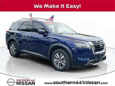 2024 Nissan Pathfinder SL
