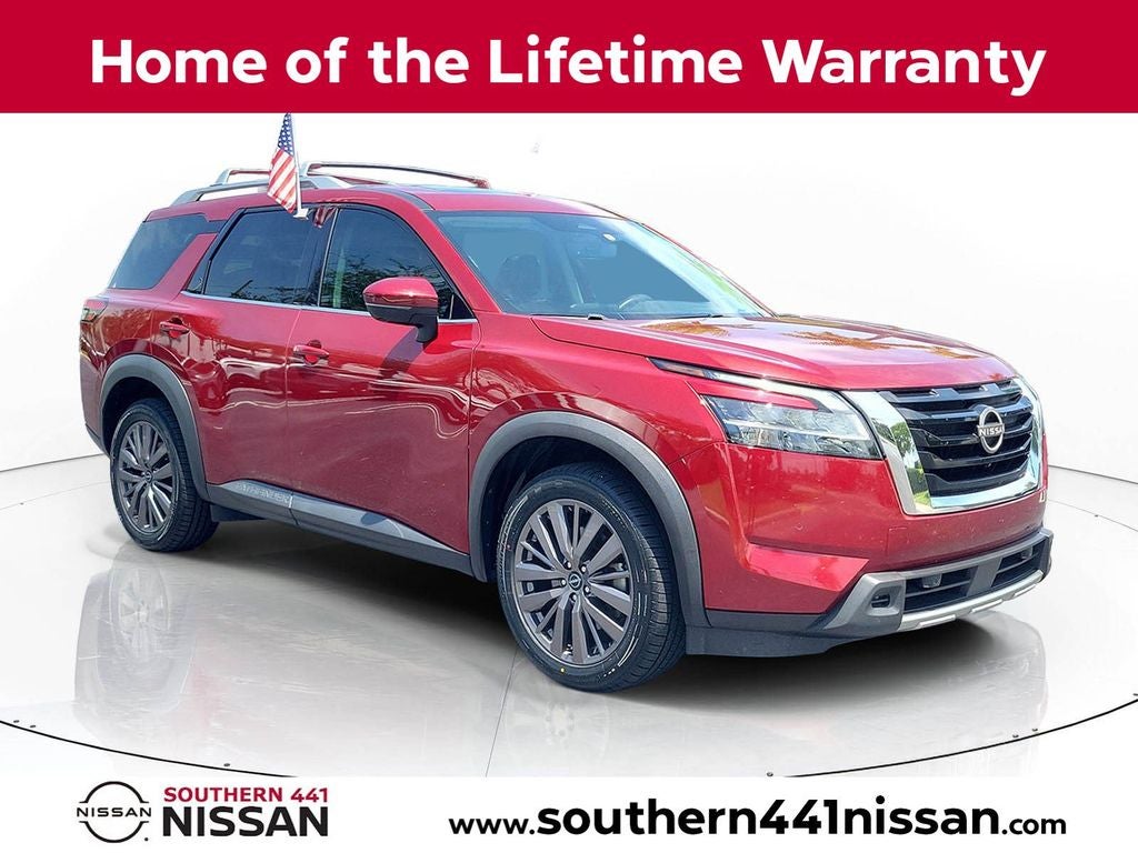 2023 Nissan Pathfinder SL