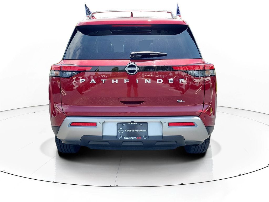 2023 Nissan Pathfinder SL