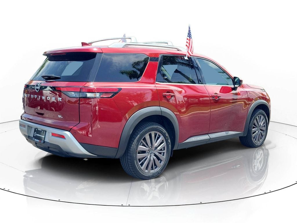 2023 Nissan Pathfinder SL