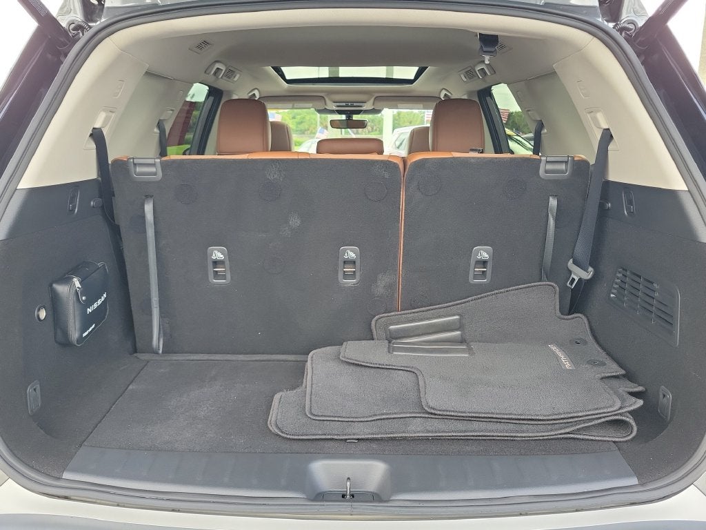 2024 Nissan Pathfinder Platinum