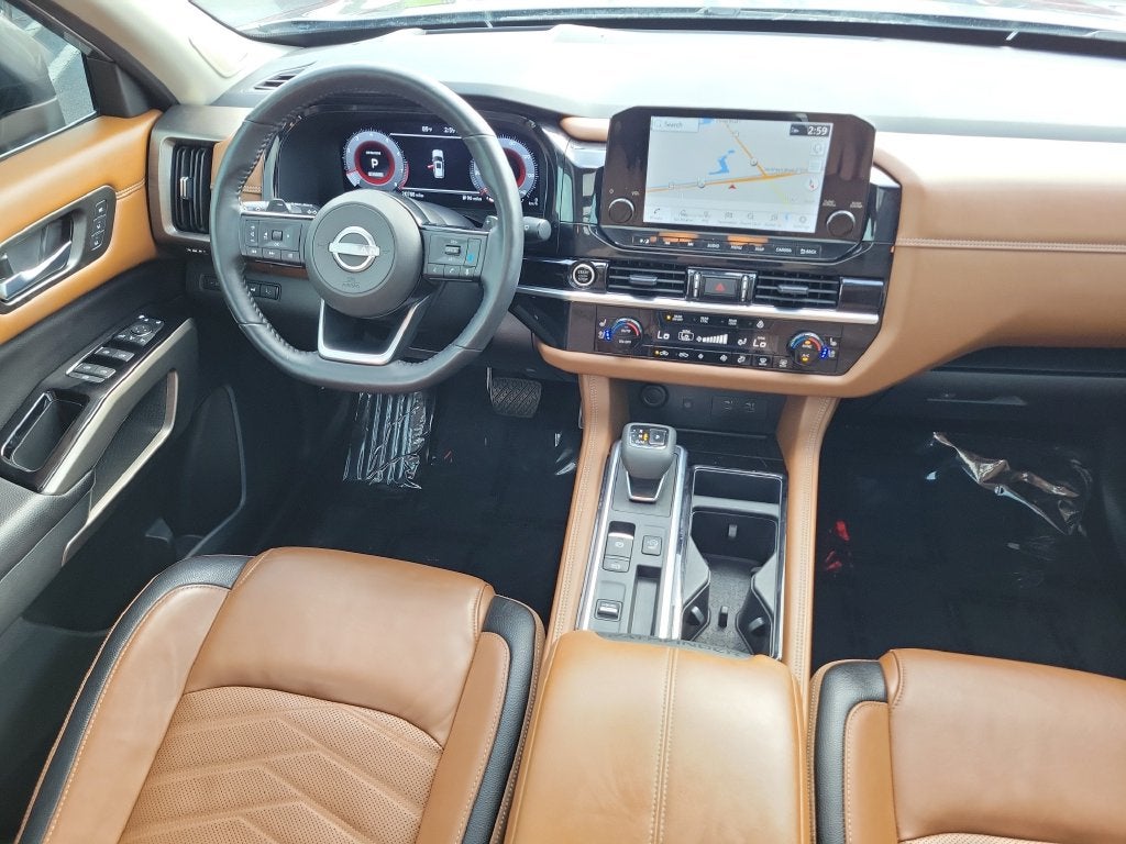 2024 Nissan Pathfinder Platinum