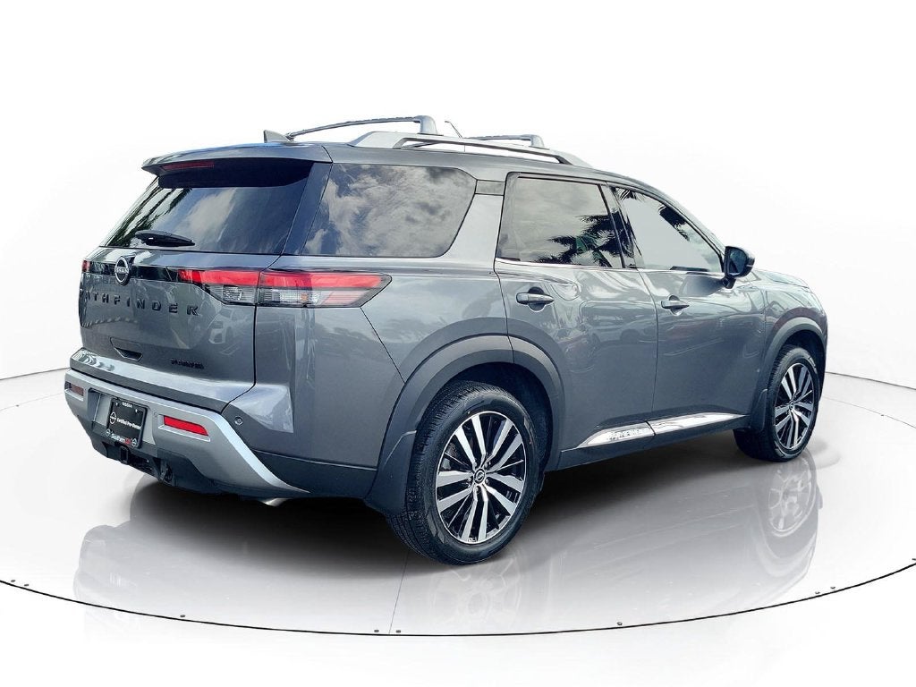 2024 Nissan Pathfinder Platinum