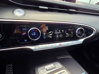 2024 Genesis GV70 2.5T
