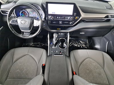 2023 Toyota Highlander Hybrid Bronze Edition