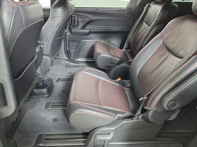 2025 Toyota Sienna XSE 7 Passenger
