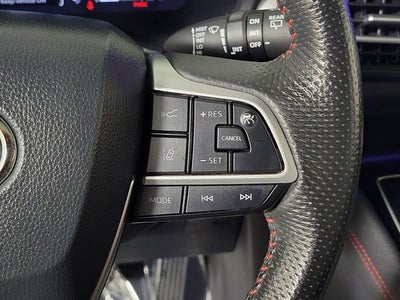 2025 Toyota Sienna XSE 7 Passenger