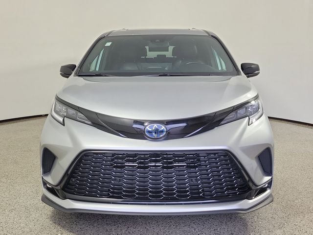 2025 Toyota Sienna XSE 7 Passenger