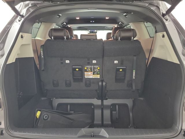 2023 Toyota Sienna Platinum 7 Passenger