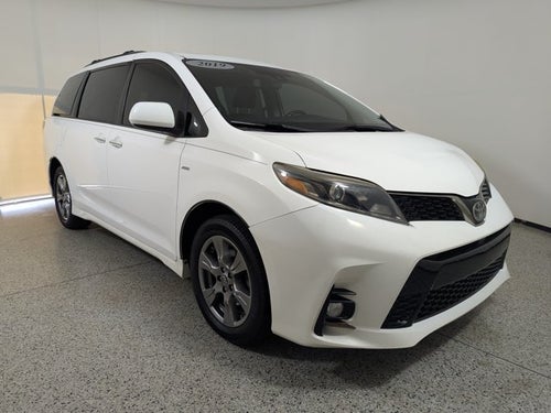 2019 Toyota Sienna SE AWD 7-Passenger