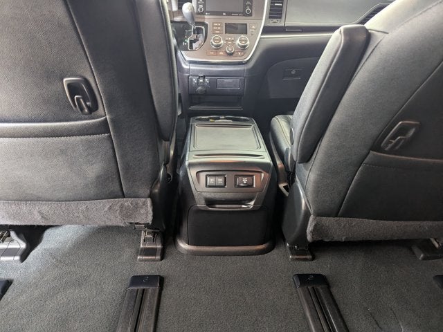 2019 Toyota Sienna SE AWD 7-Passenger