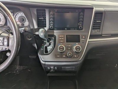 2019 Toyota Sienna SE AWD 7-Passenger