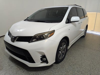 2019 Toyota Sienna SE AWD 7-Passenger