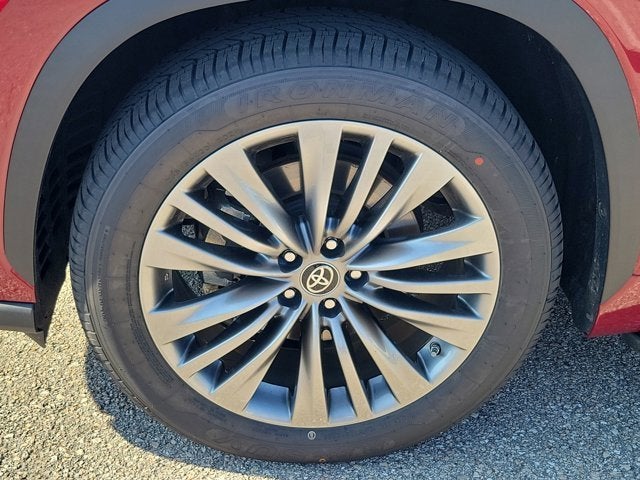 2021 Toyota Highlander Hybrid Platinum