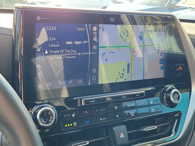 2021 Toyota Highlander Hybrid Platinum