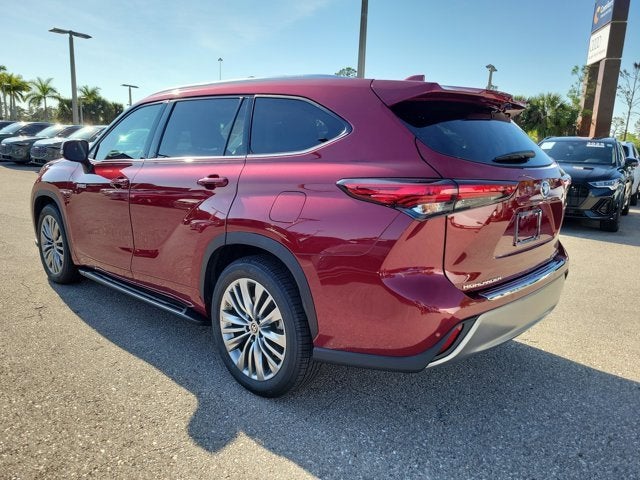 2021 Toyota Highlander Hybrid Platinum