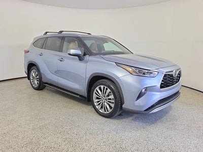 2022 Toyota Highlander Platinum