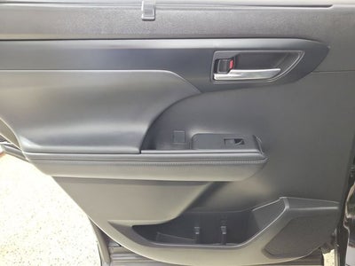 2022 Toyota Highlander XSE