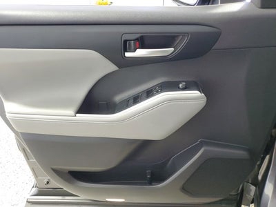 2024 Toyota Highlander Hybrid XLE