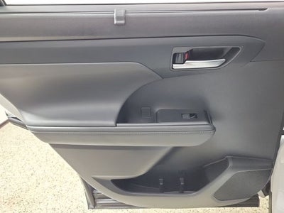 2026 Toyota Highlander Hybrid XLE