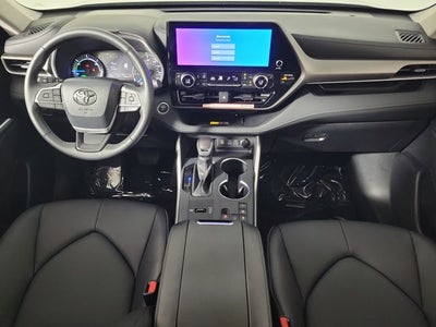 2026 Toyota Highlander Hybrid XLE
