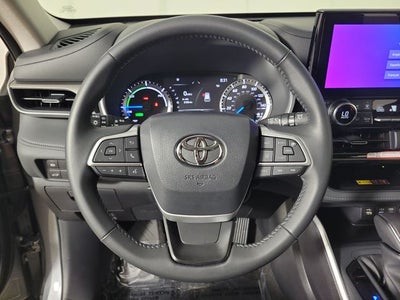 2026 Toyota Highlander Hybrid XLE