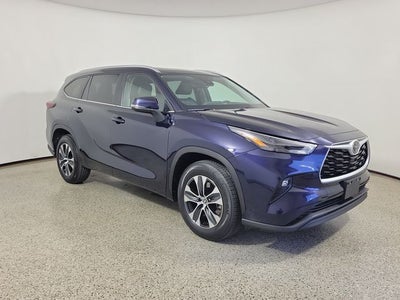 2025 Toyota Highlander XLE