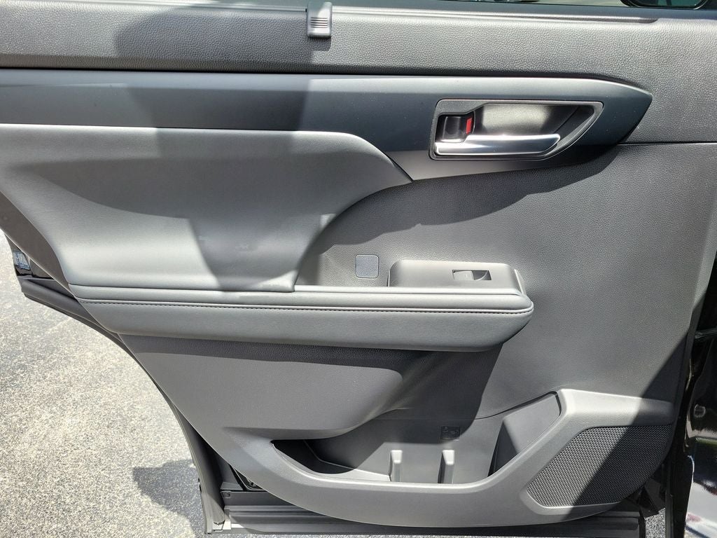 2025 Toyota Highlander XSE