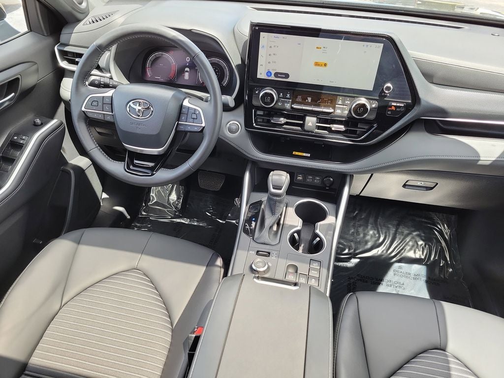 2025 Toyota Highlander XSE