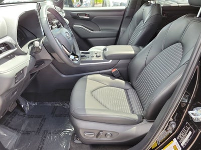 2025 Toyota Highlander XSE