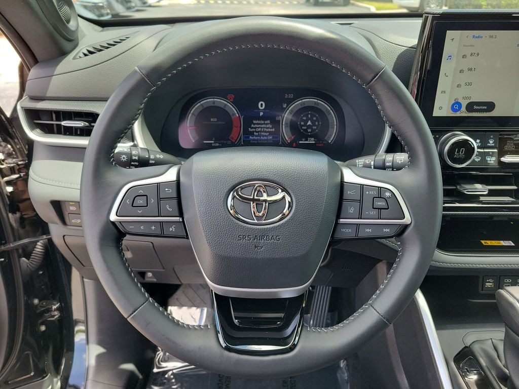 2025 Toyota Highlander XSE