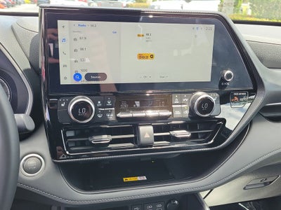 2025 Toyota Highlander XSE