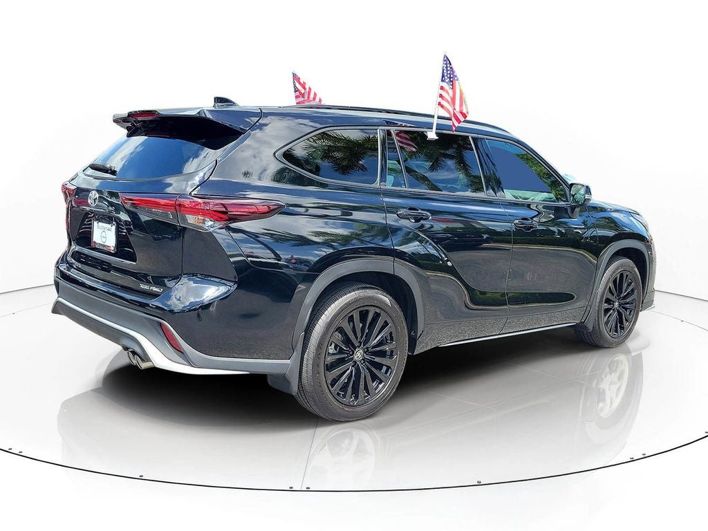 2025 Toyota Highlander XSE