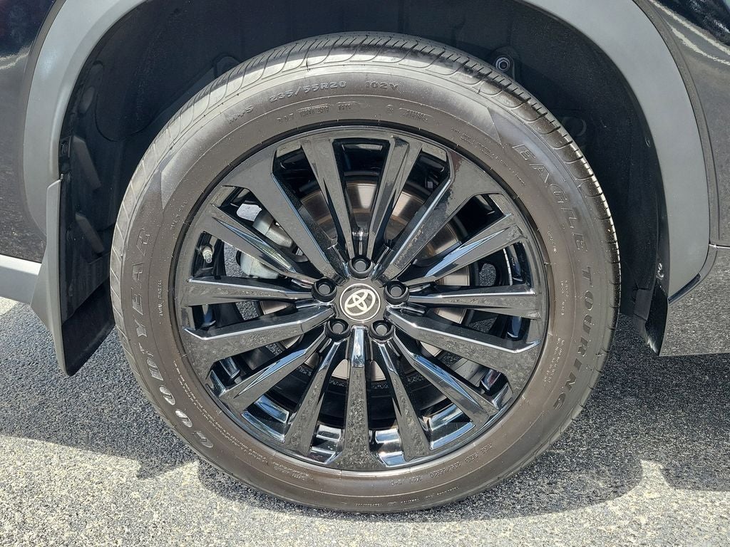 2025 Toyota Highlander XSE