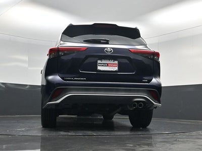 2022 Toyota Highlander XSE