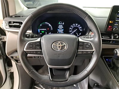 2024 Toyota Sienna XLE