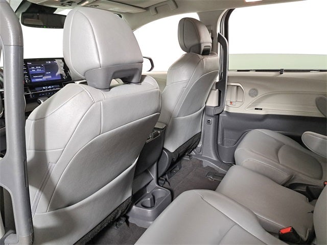 2024 Toyota Sienna XLE 8 Passenger