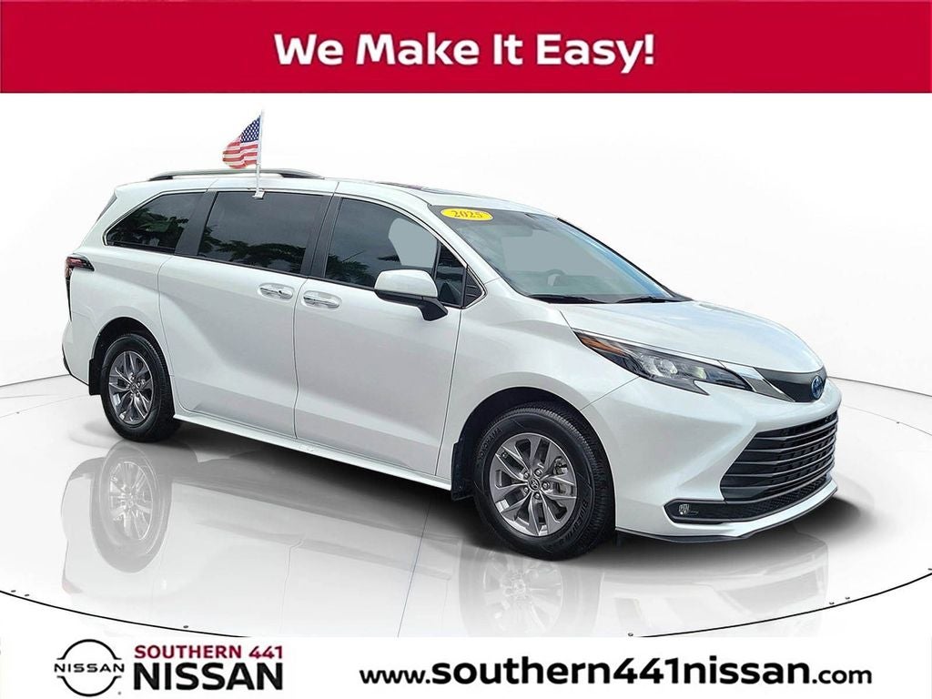 2025 Toyota Sienna XLE 7 Passenger