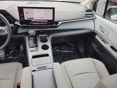 2025 Toyota Sienna XLE 7 Passenger