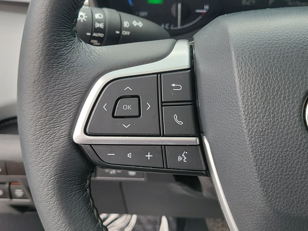 2025 Toyota Sienna XLE 7 Passenger