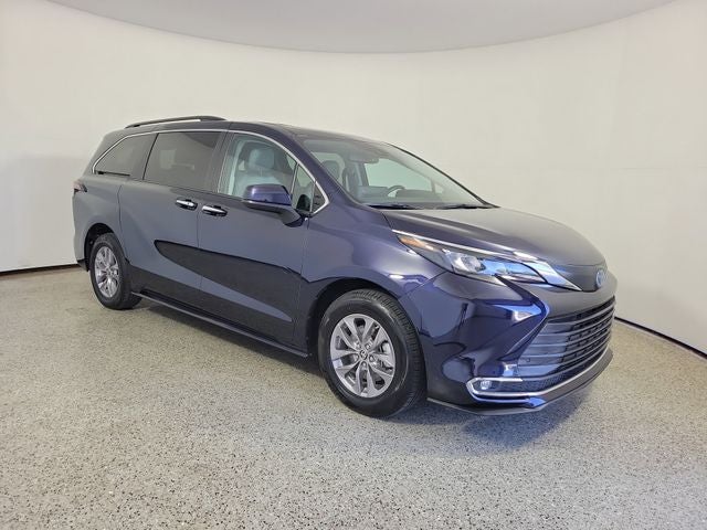 2024 Toyota Sienna XLE 7 Passenger