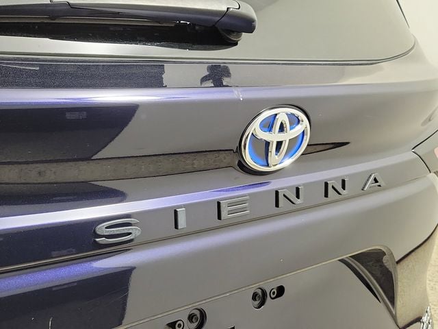 2024 Toyota Sienna XLE 7 Passenger