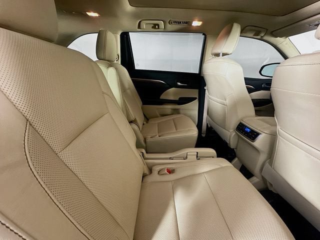 2019 Toyota Highlander Limited Platinum