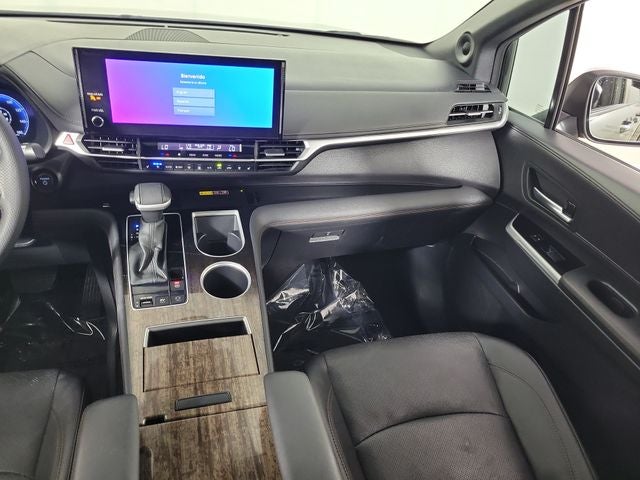 2025 Toyota Sienna Limited 7 Passenger