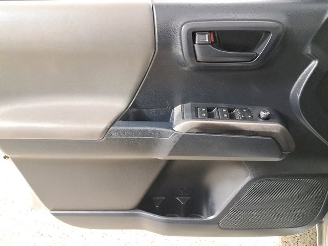 2018 Toyota Tacoma SR5 V6