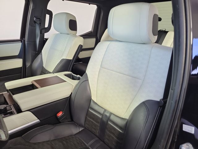2022 Toyota Tundra Hybrid Capstone