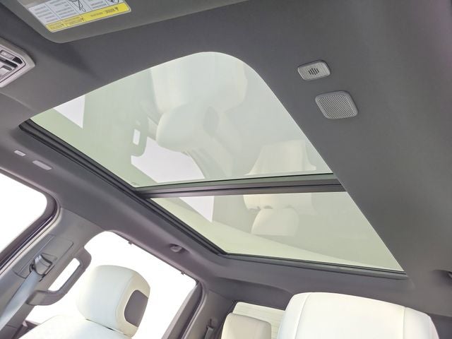 2022 Toyota Tundra Hybrid Capstone