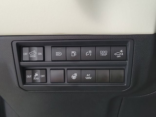 2022 Toyota Tundra Hybrid Capstone